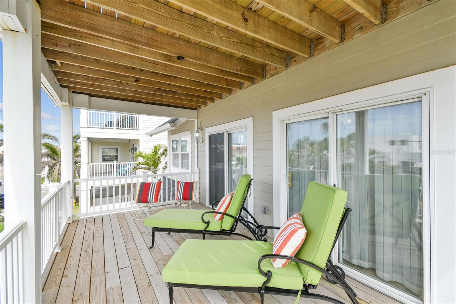 Image 32 of 98 For 16033 Gulf Boulevard