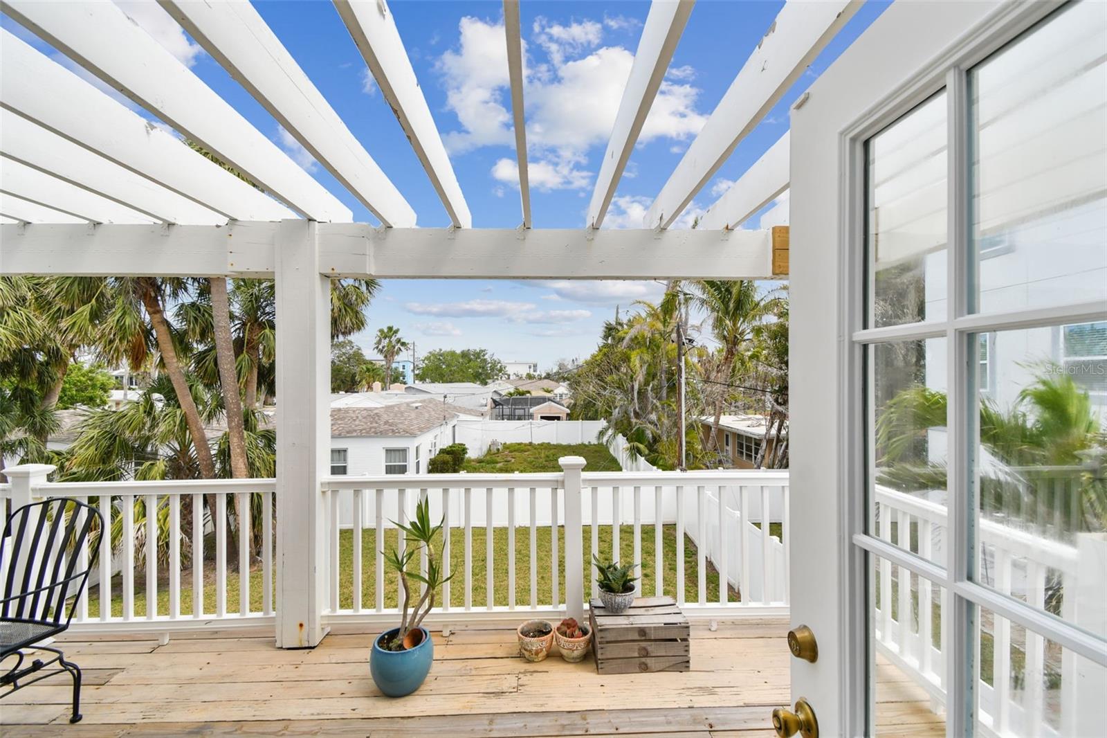 Image 74 of 98 For 16033 Gulf Boulevard