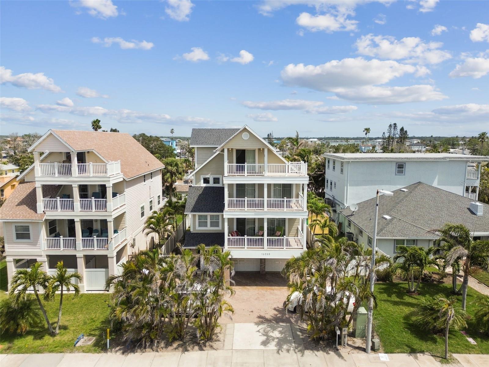 Image 88 of 98 For 16033 Gulf Boulevard