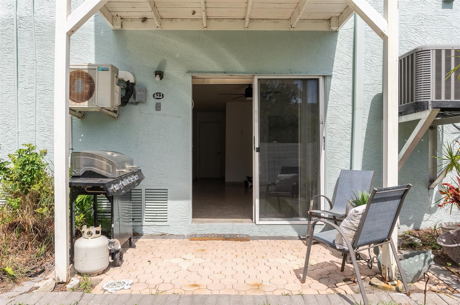 Listing photo id 23 for 623 Garland Circle