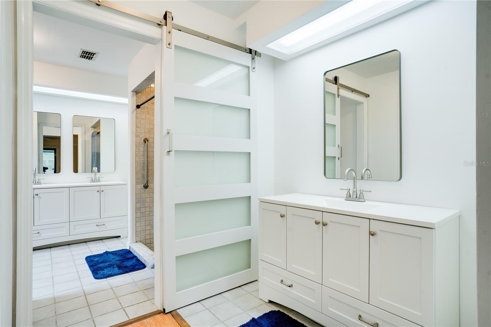 Listing photo id 15 for 18546 Kelly Road