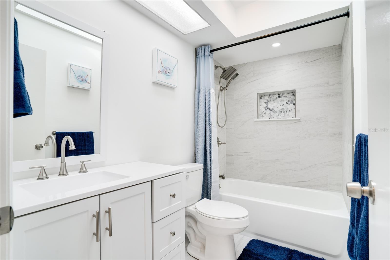 Listing photo id 21 for 18546 Kelly Road