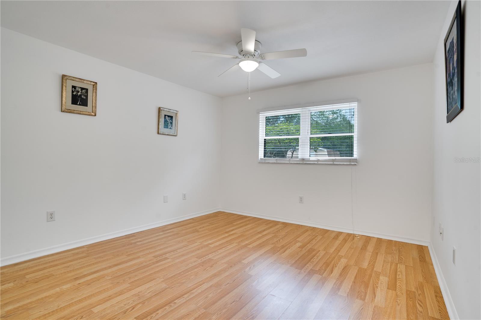 Listing photo id 22 for 18546 Kelly Road