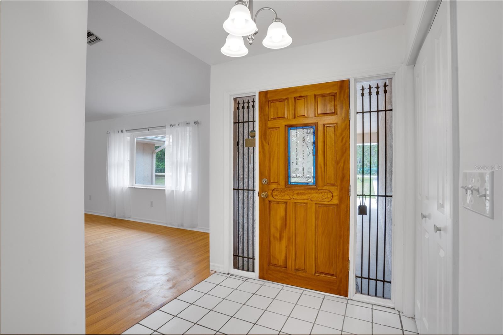 Listing photo id 28 for 18546 Kelly Road