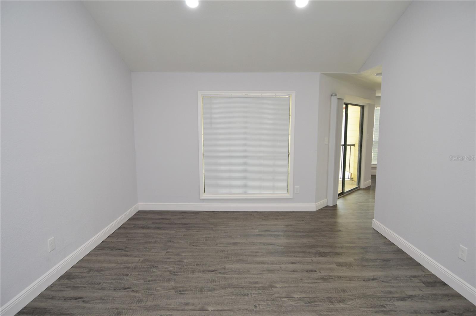 Image 18 of 100 For 8633 Fancy Finch Drive 201