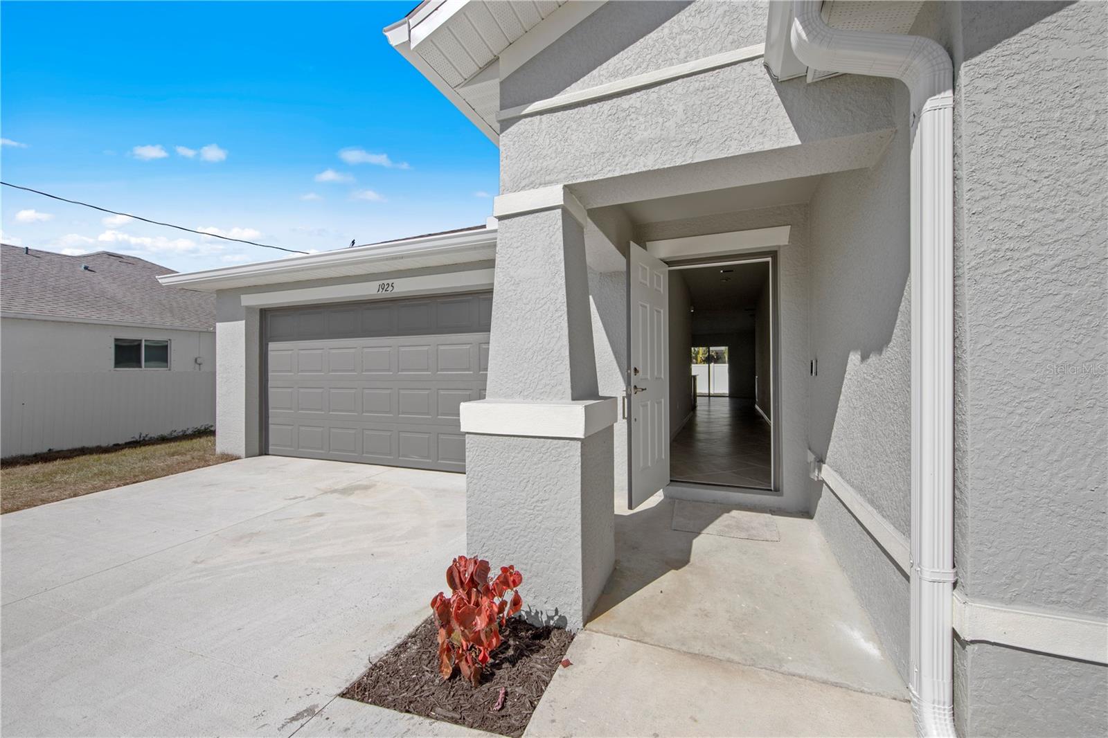 Image 4 of 28 For 1454 Atlas Street