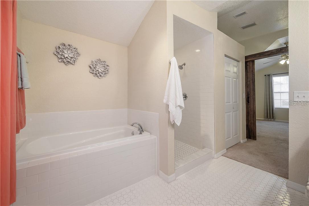 Image 15 of 27 For 1414 Idlewild Avenue