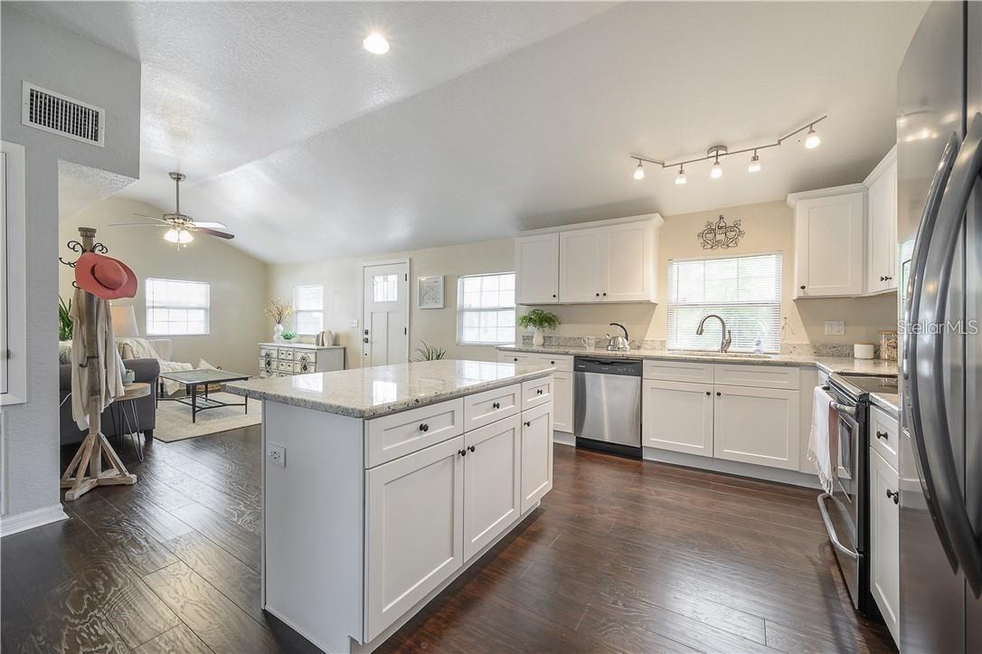 Image 7 of 27 For 1414 Idlewild Avenue