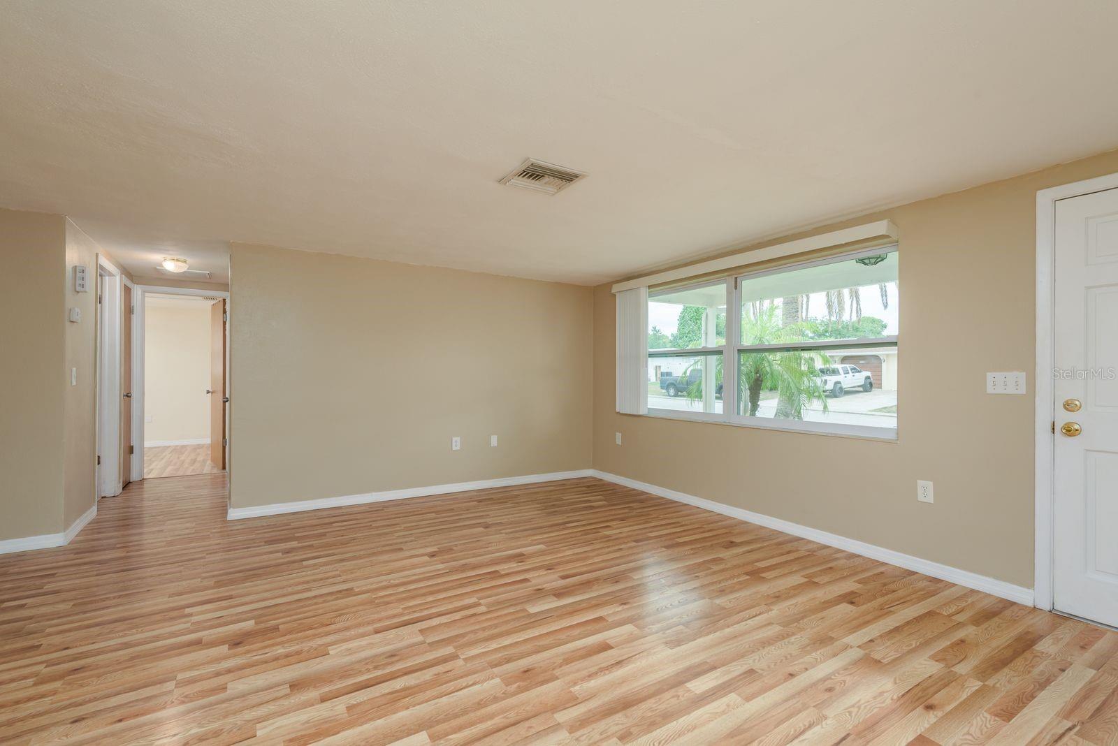 Image 6 of 31 For 3511 Calera Drive