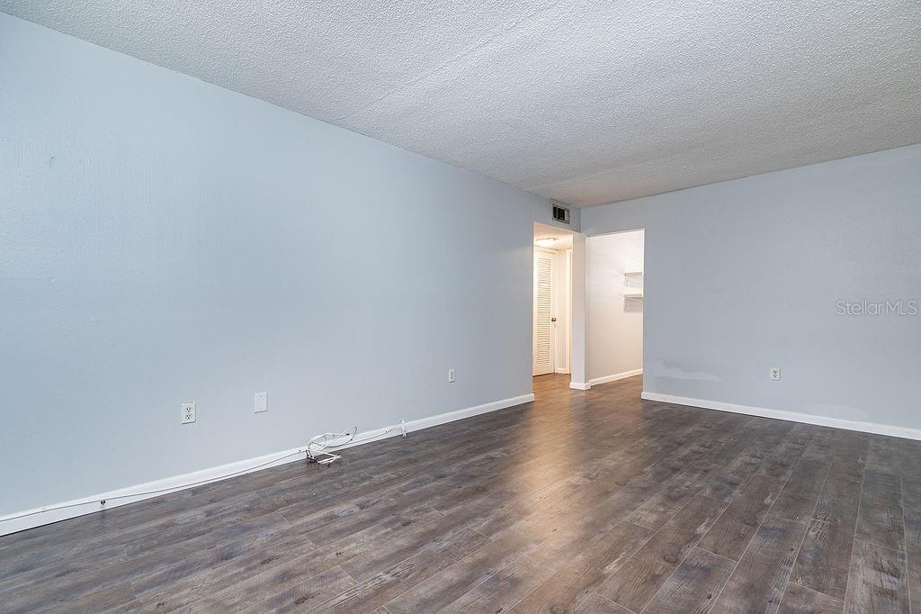Image 7 of 24 For 2207 Carolina Avenue 18