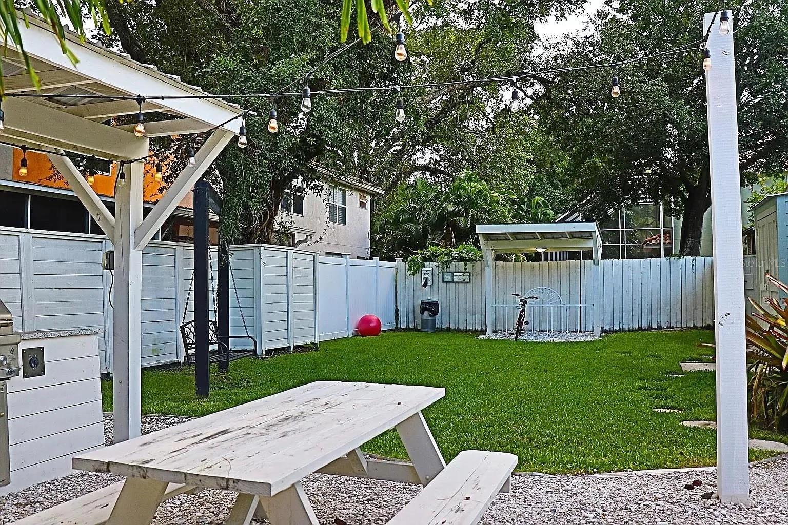 Image 12 of 12 For 3102 San Juan Street B