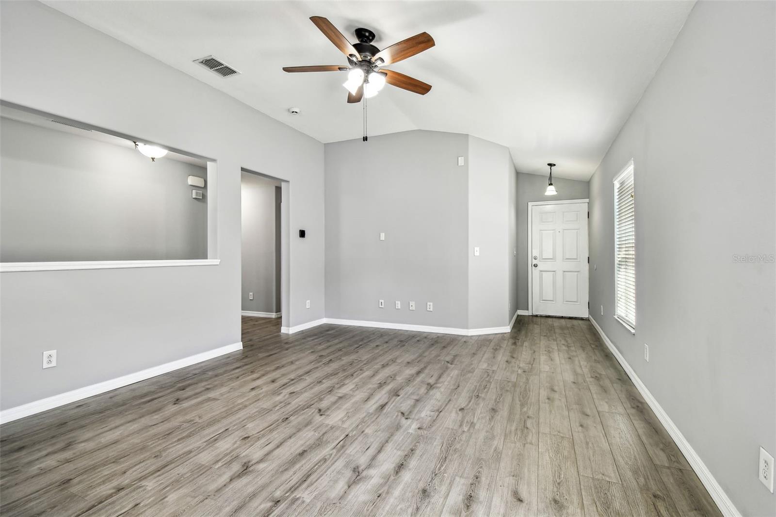 Image 14 of 41 For 9551 Maxson Drive
