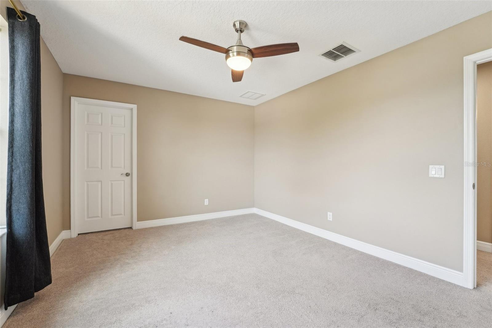 Image 34 of 62 For 21834 Southern Charm Drive