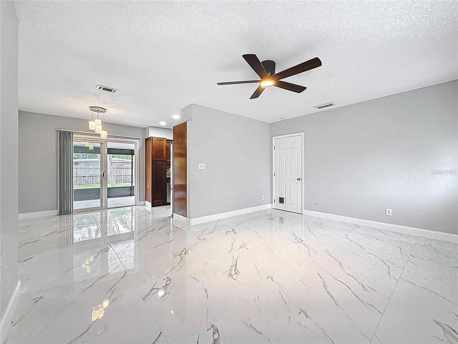 Image 3 of 24 For 8240 Quail Road