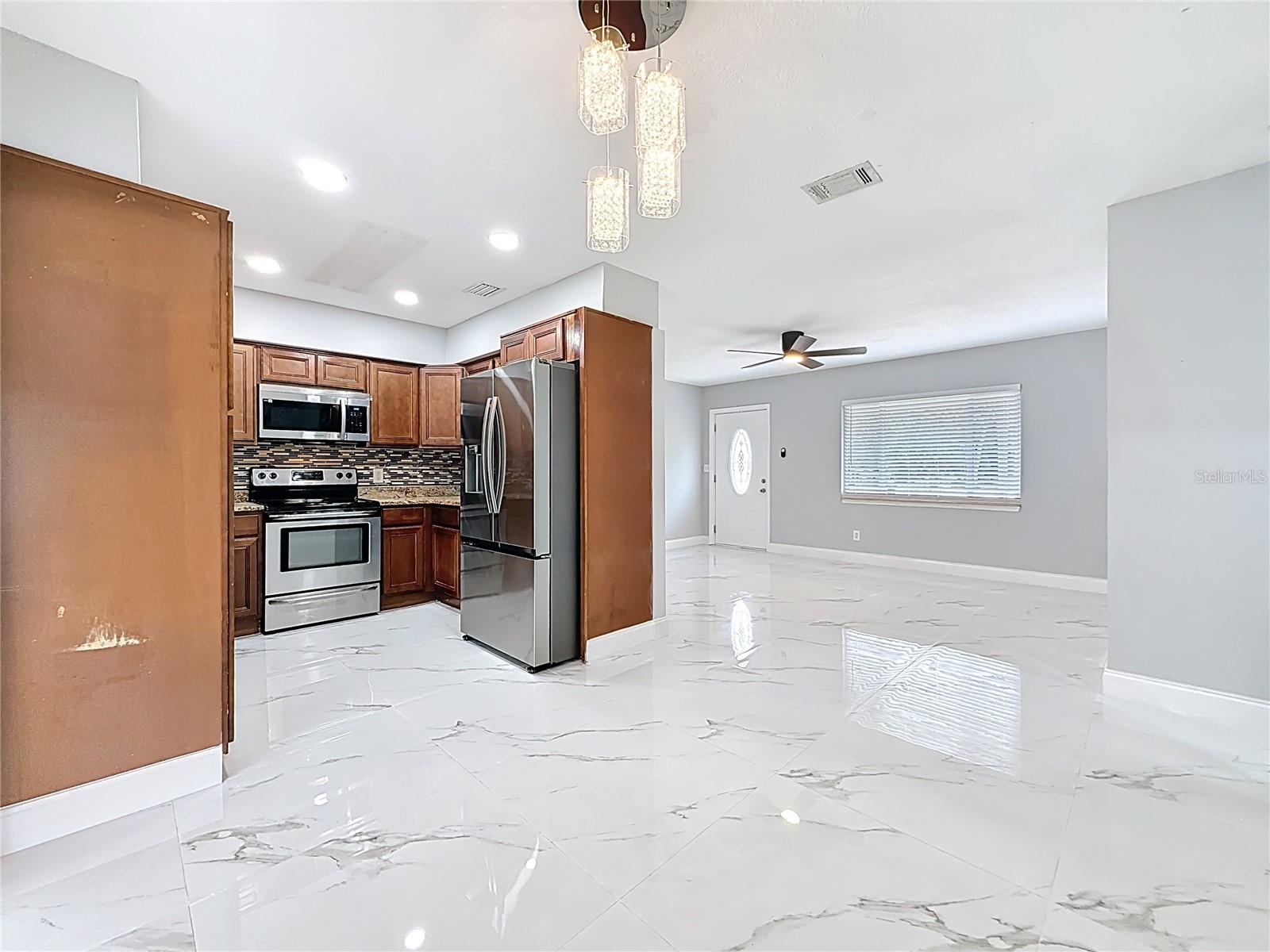 Image 5 of 24 For 8240 Quail Road