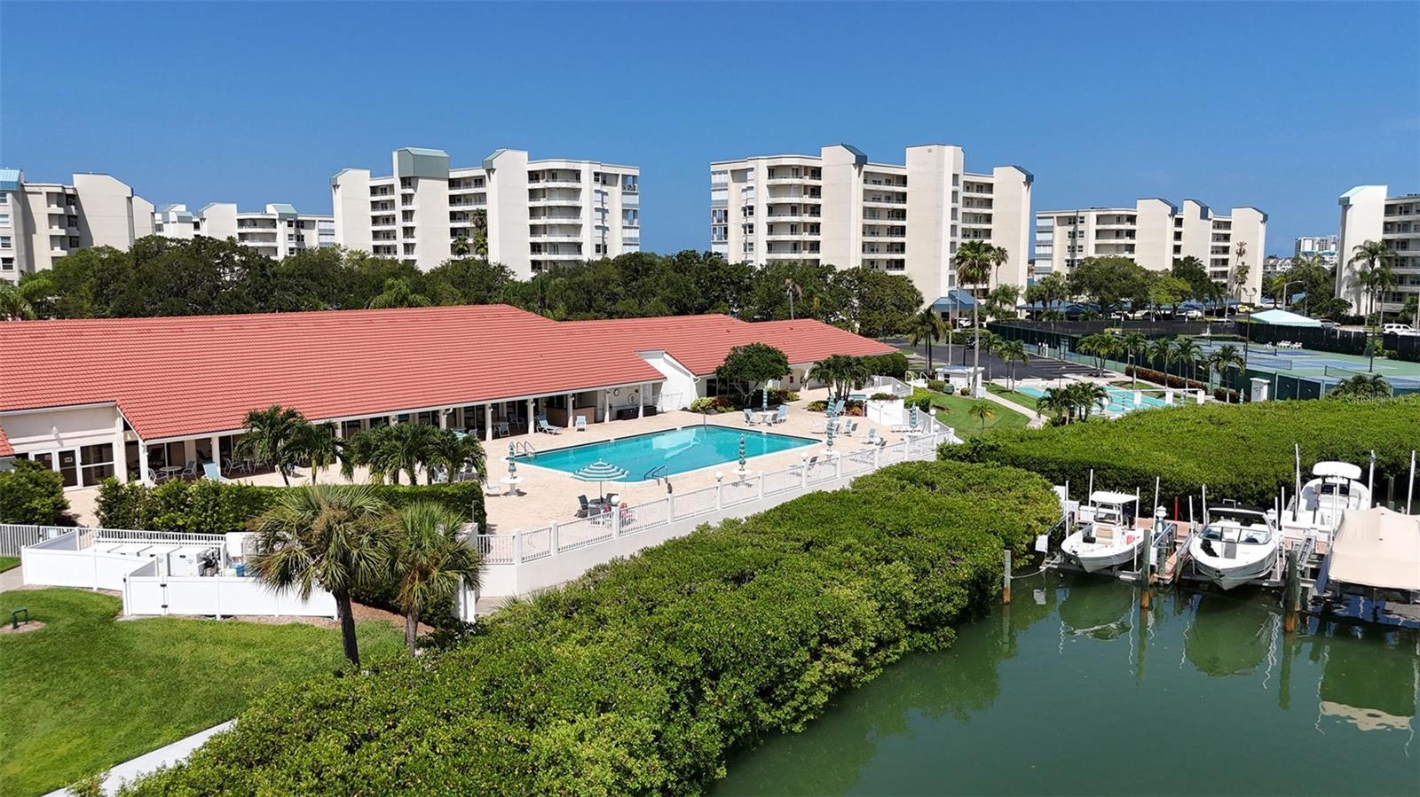 Image 30 of 31 For 7867 Sailboat Key Boulevard S 101