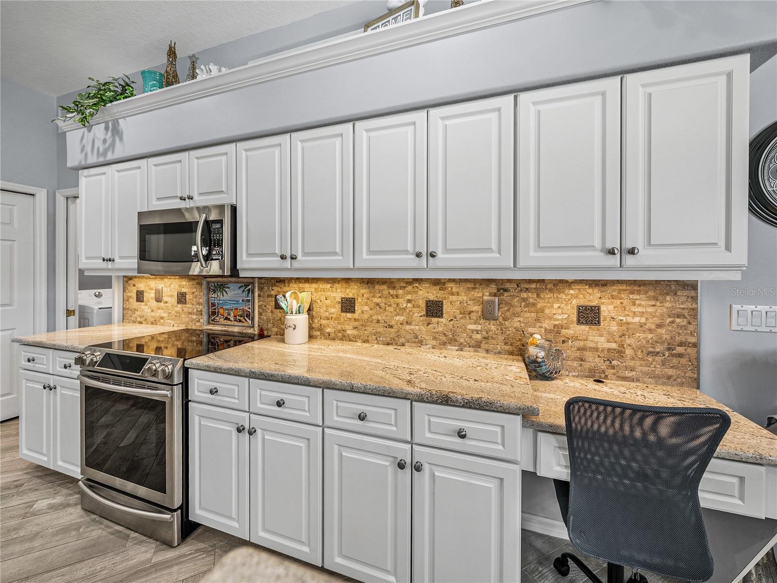 Image 24 of 95 For 2908 89th Avenue E