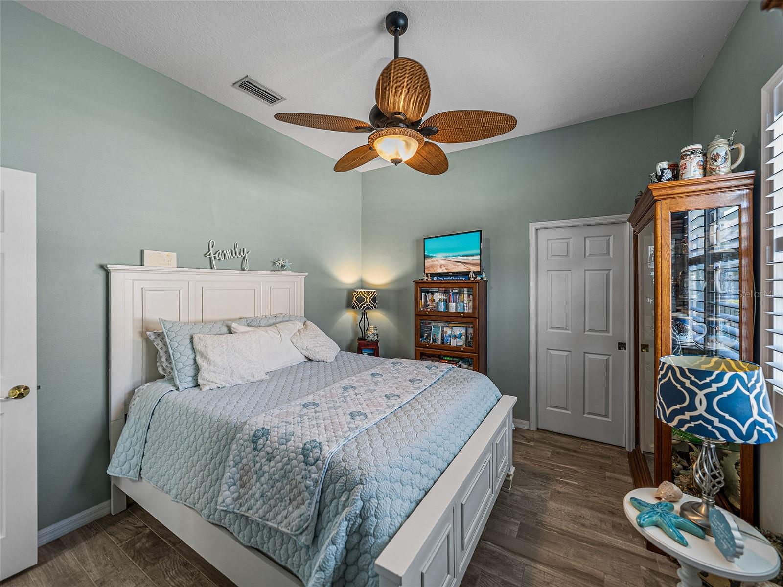 Image 49 of 95 For 2908 89th Avenue E