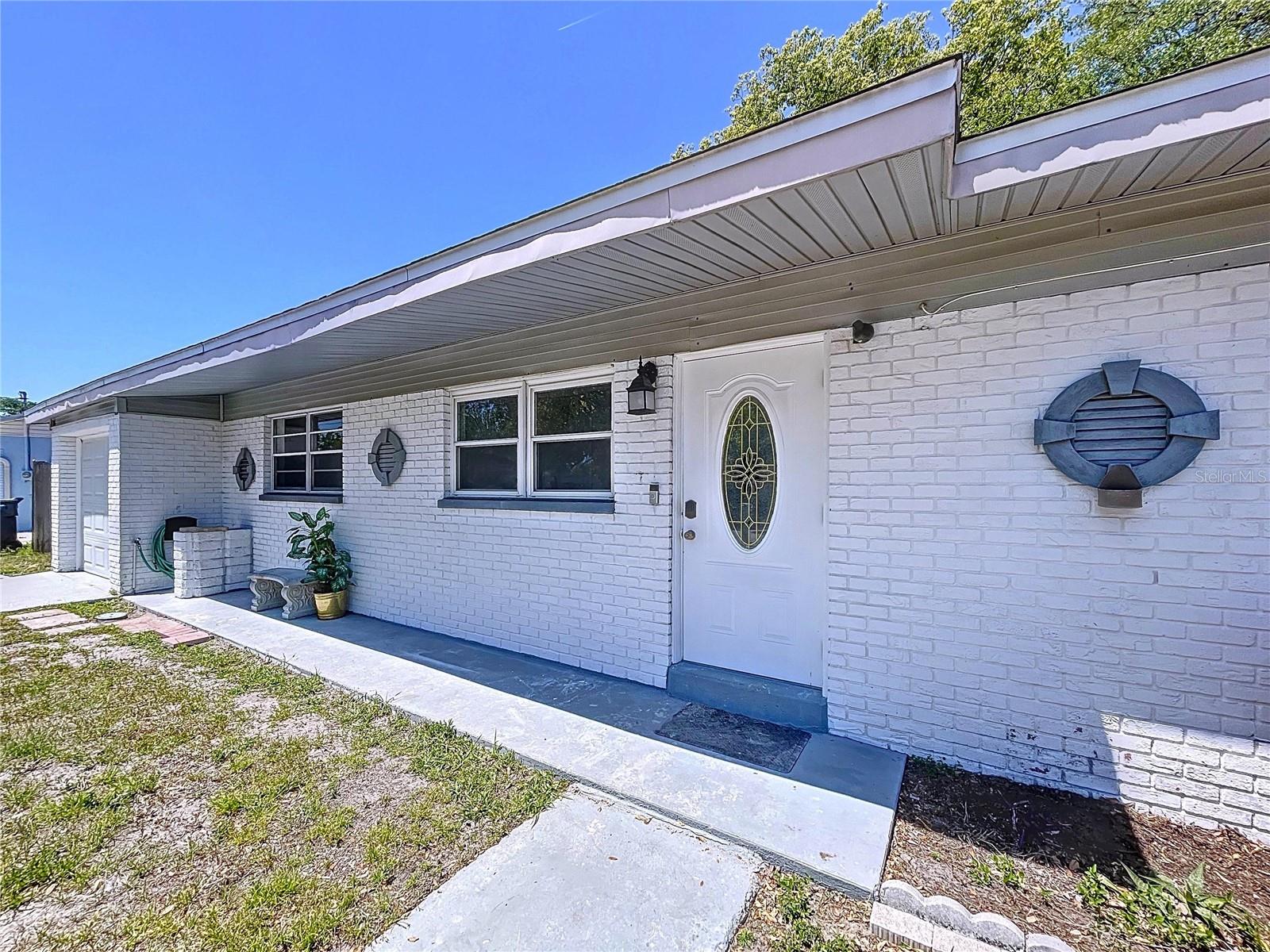 Image 9 of 36 For 5806 Liverpool Drive