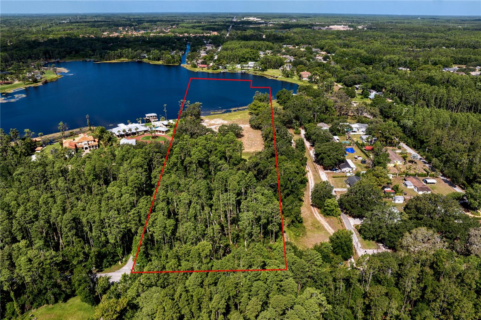 Image 11 of 14 For 215 Lake Brant Drive