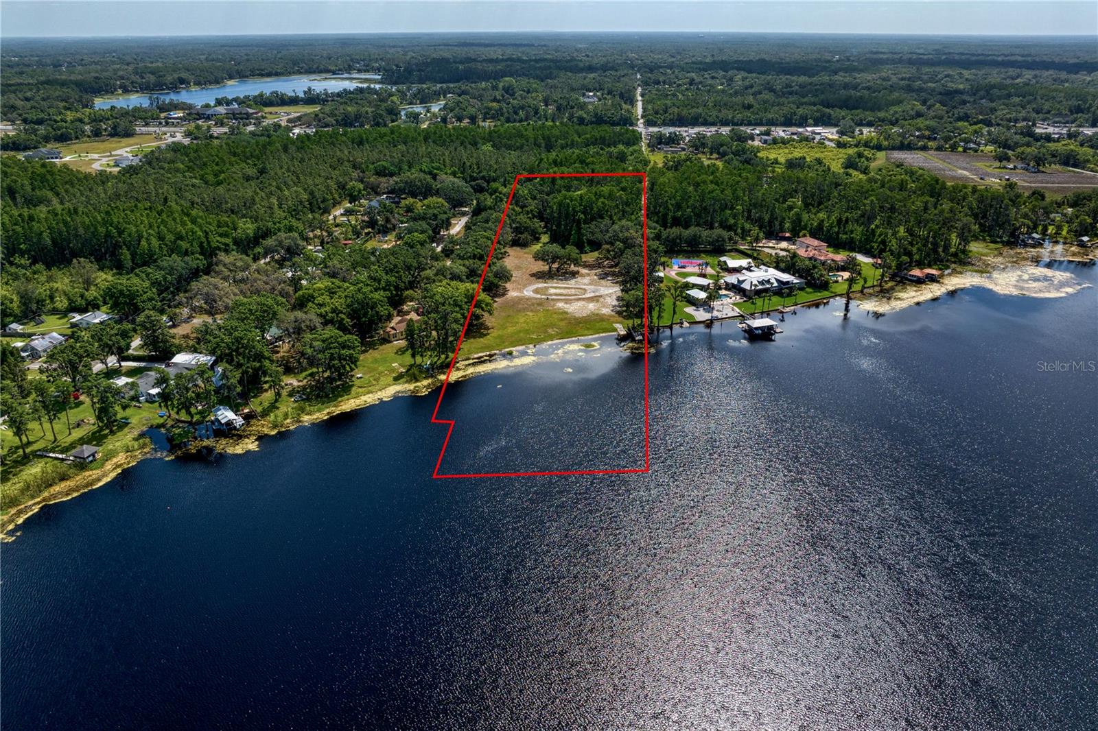 Image 9 of 14 For 215 Lake Brant Drive
