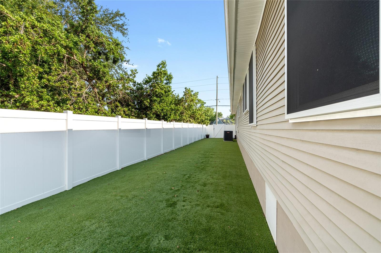 Image 35 of 39 For 2715 9th Avenue N