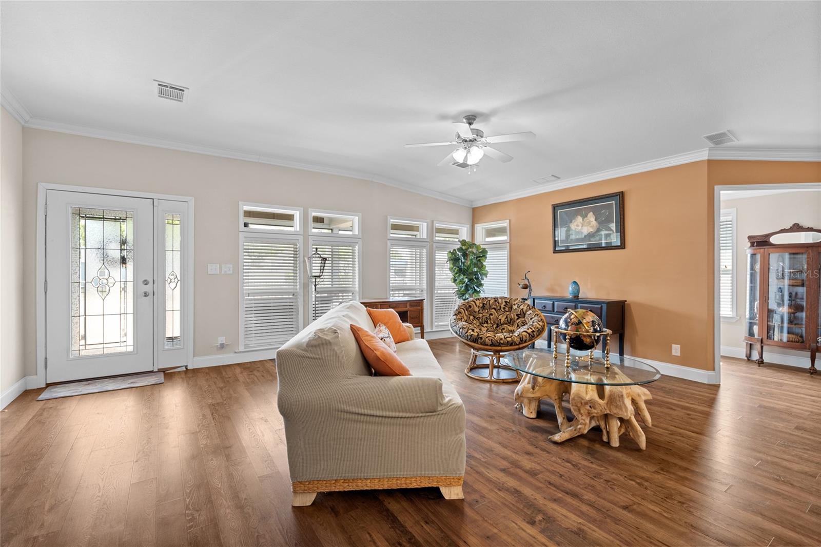 Image 6 of 39 For 2715 9th Avenue N