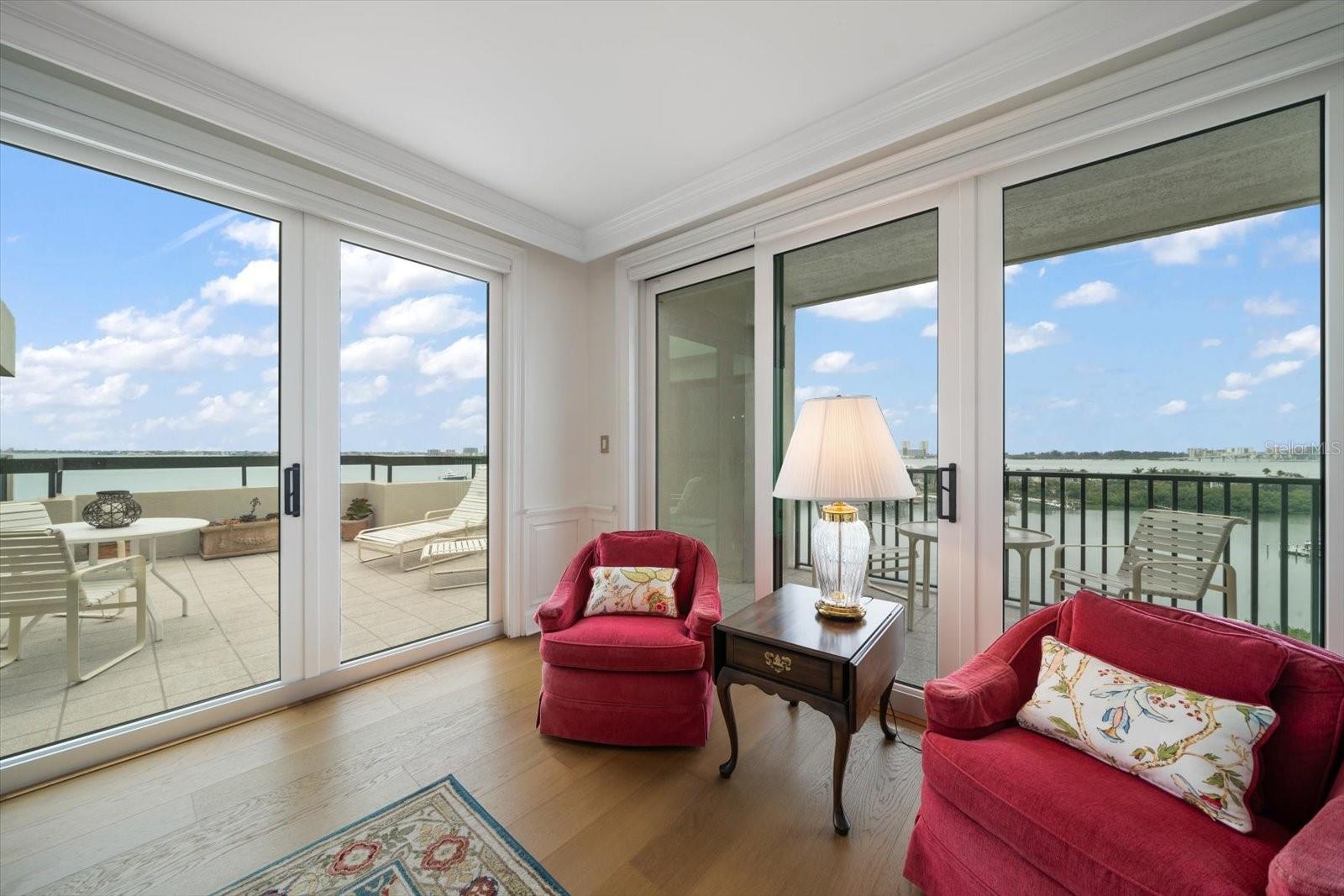 Image 11 of 72 For 4 Belleview Boulevard 802