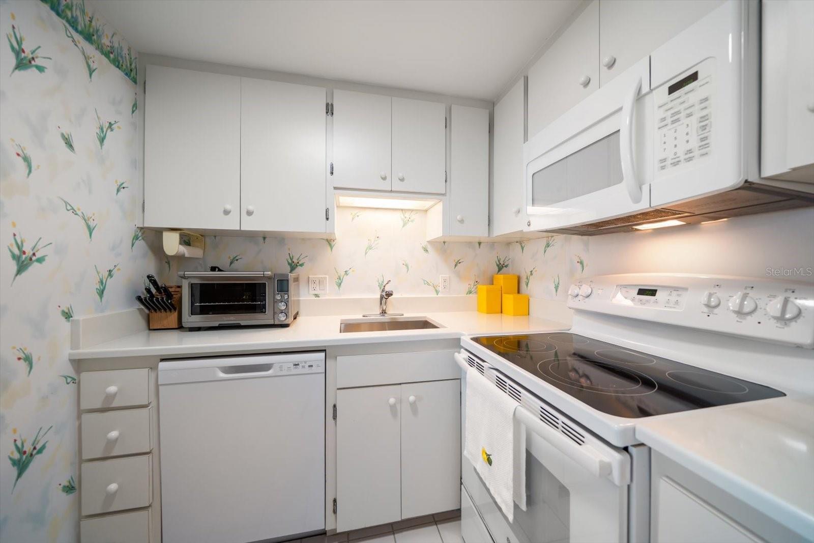 Image 31 of 72 For 4 Belleview Boulevard 802