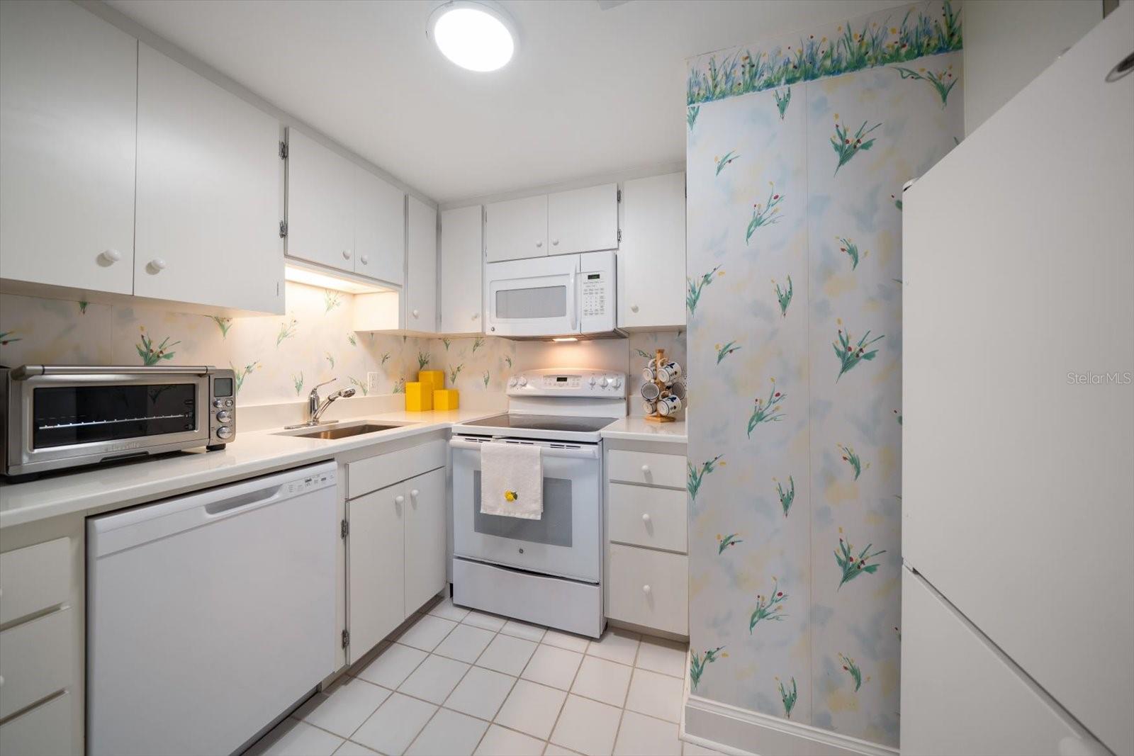 Image 32 of 72 For 4 Belleview Boulevard 802