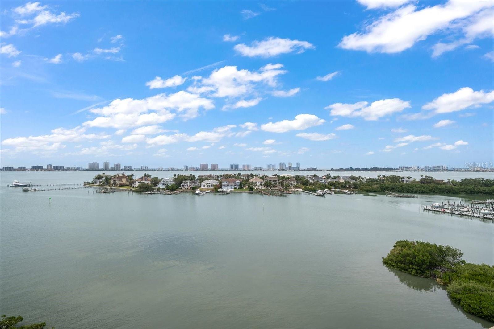 Image 40 of 72 For 4 Belleview Boulevard 802