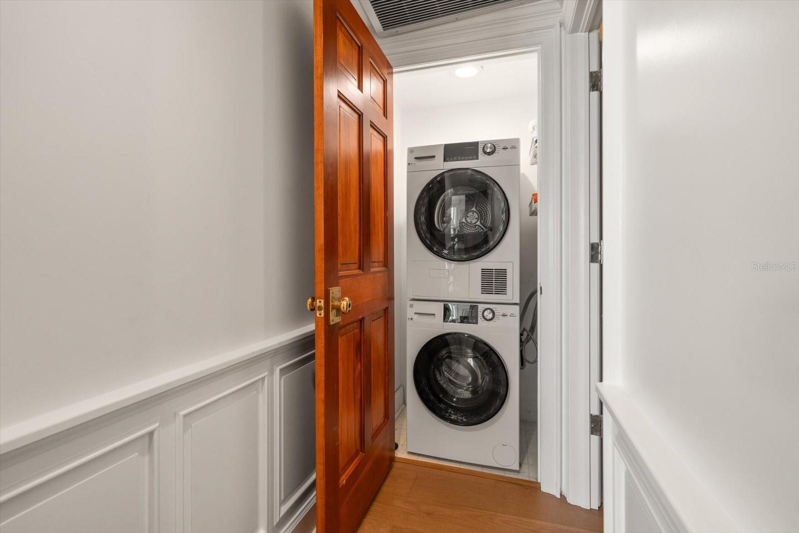 Image 49 of 72 For 4 Belleview Boulevard 802