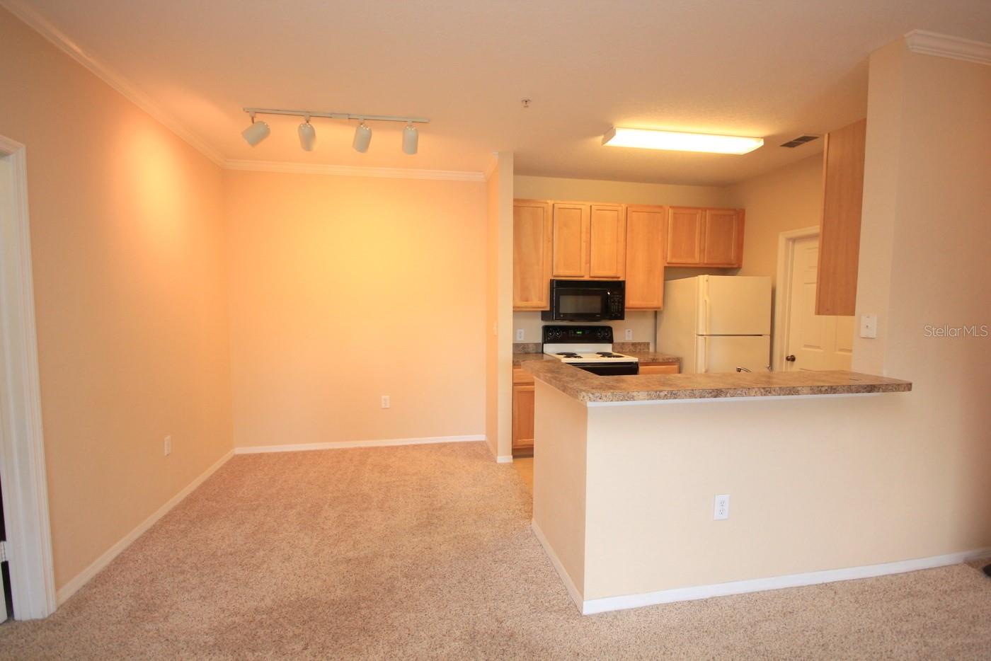 Image 2 of 10 For 10203 Courtney Palms Boulevard 103