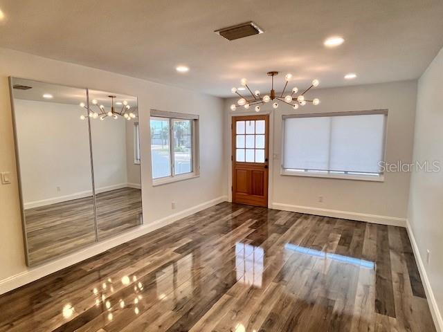 Image 6 of 31 For 205 Macdill Avenue