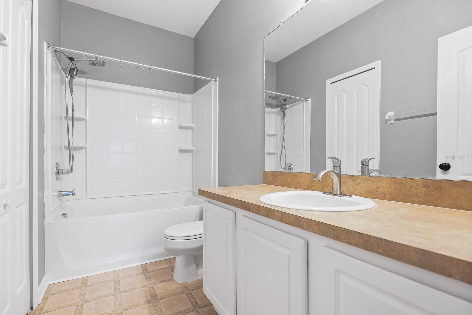 Image 21 of 43 For 15837 Fishhawk View Drive