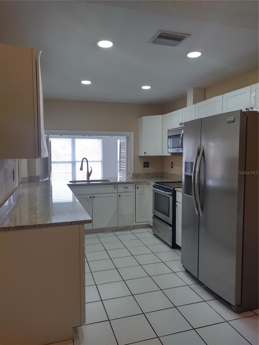 Image 2 of 26 For 2131 Orangepointe Avenue