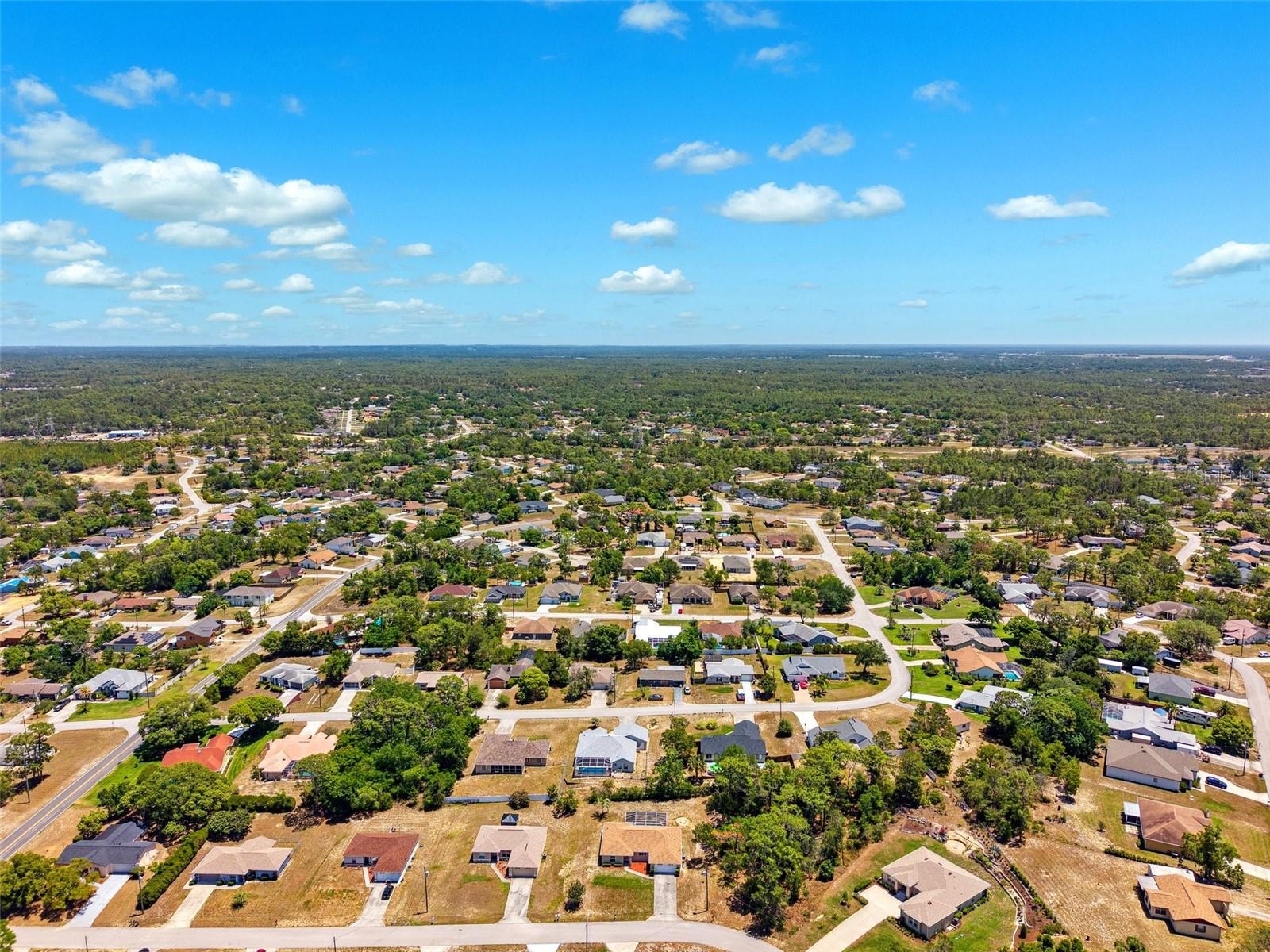 Listing photo id 13 for 13040 Hanley Drive