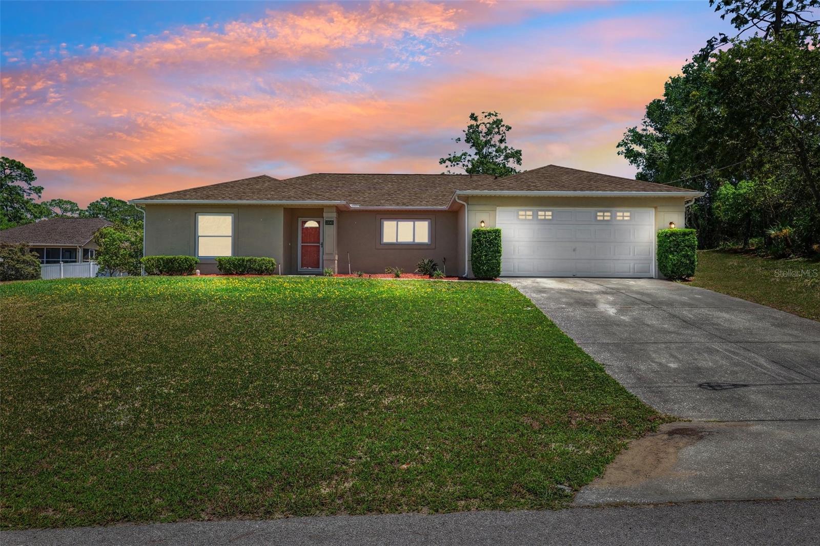 Listing photo id 15 for 13040 Hanley Drive
