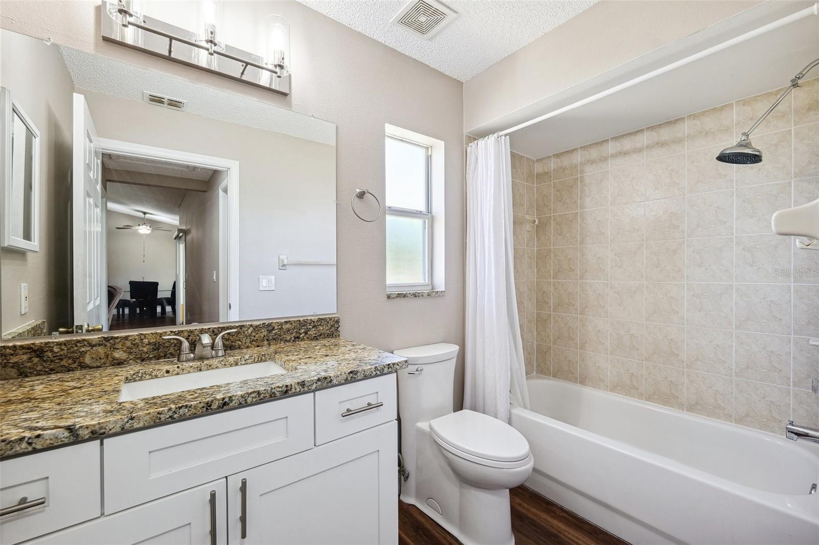 Listing photo id 29 for 13040 Hanley Drive