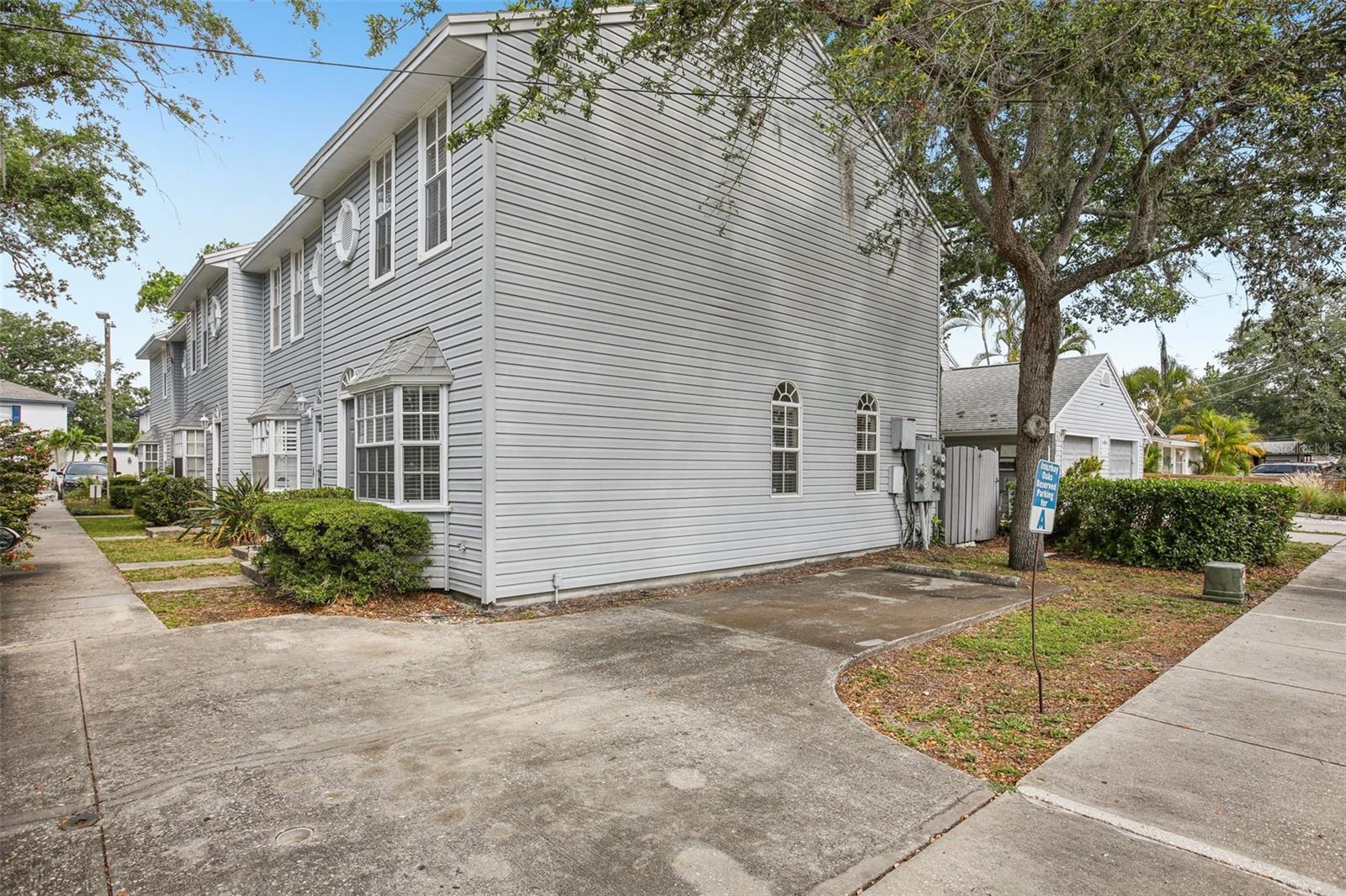 Image 28 of 30 For 8101 Interbay Boulevard A