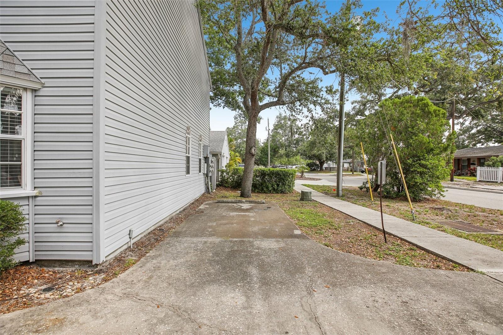 Image 29 of 30 For 8101 Interbay Boulevard A