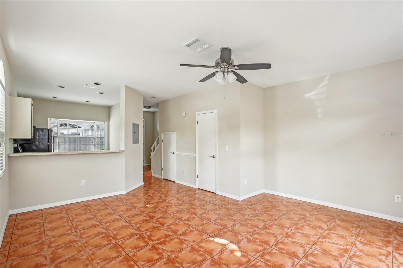 Image 9 of 30 For 8101 Interbay Boulevard A