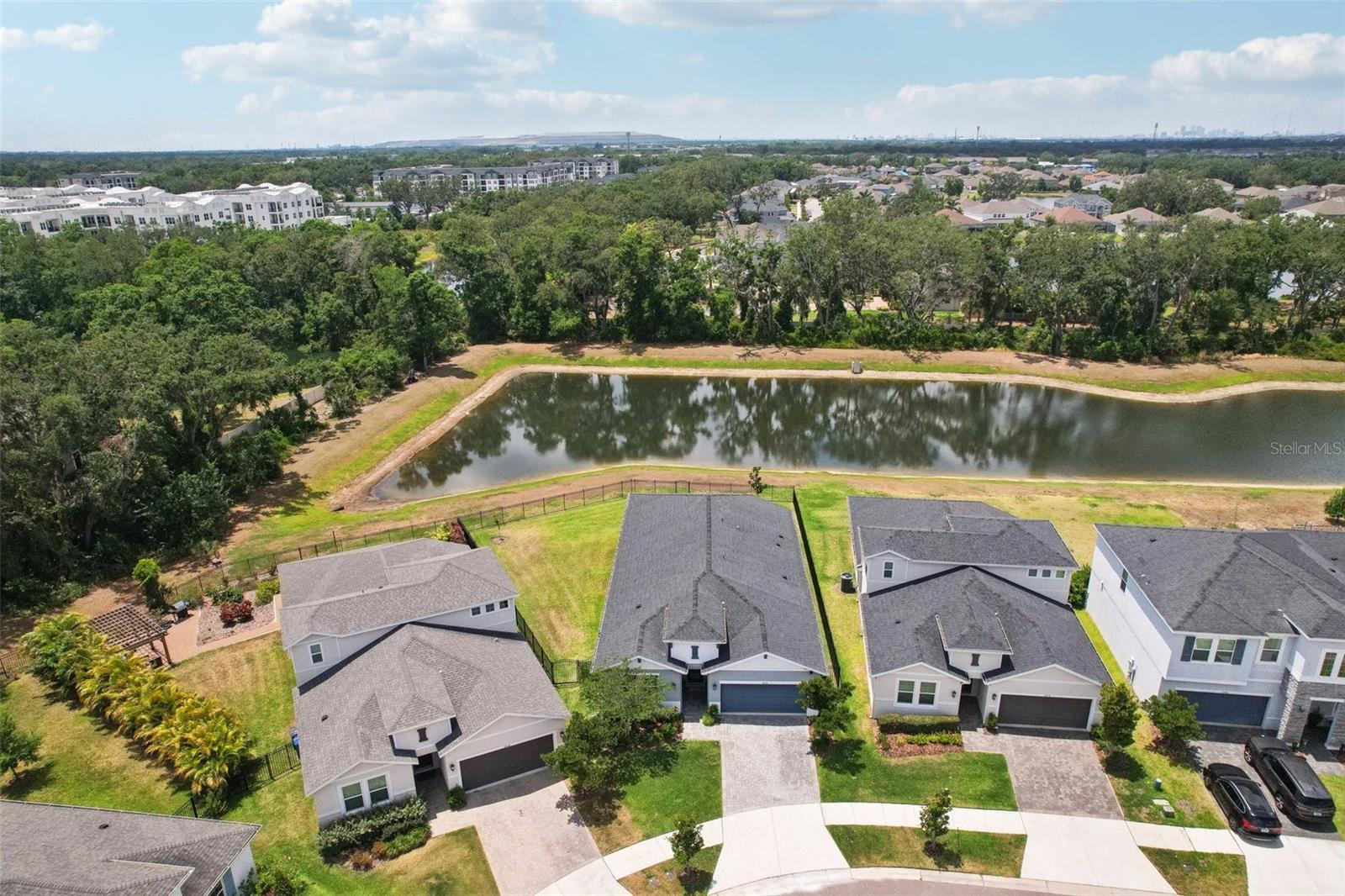 Image 42 of 42 For 10736 Whitland Grove Drive
