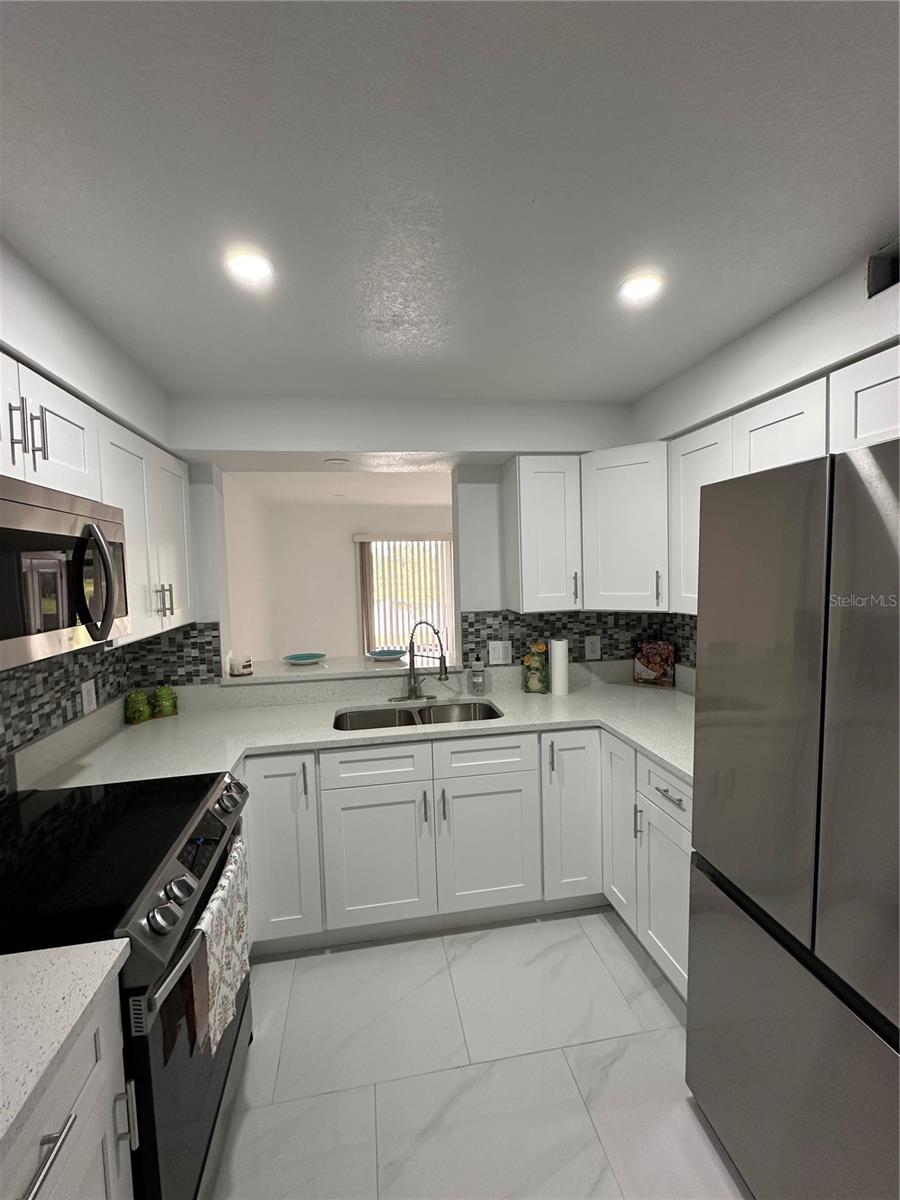 Image 5 of 18 For 4022 Cortez Drive A