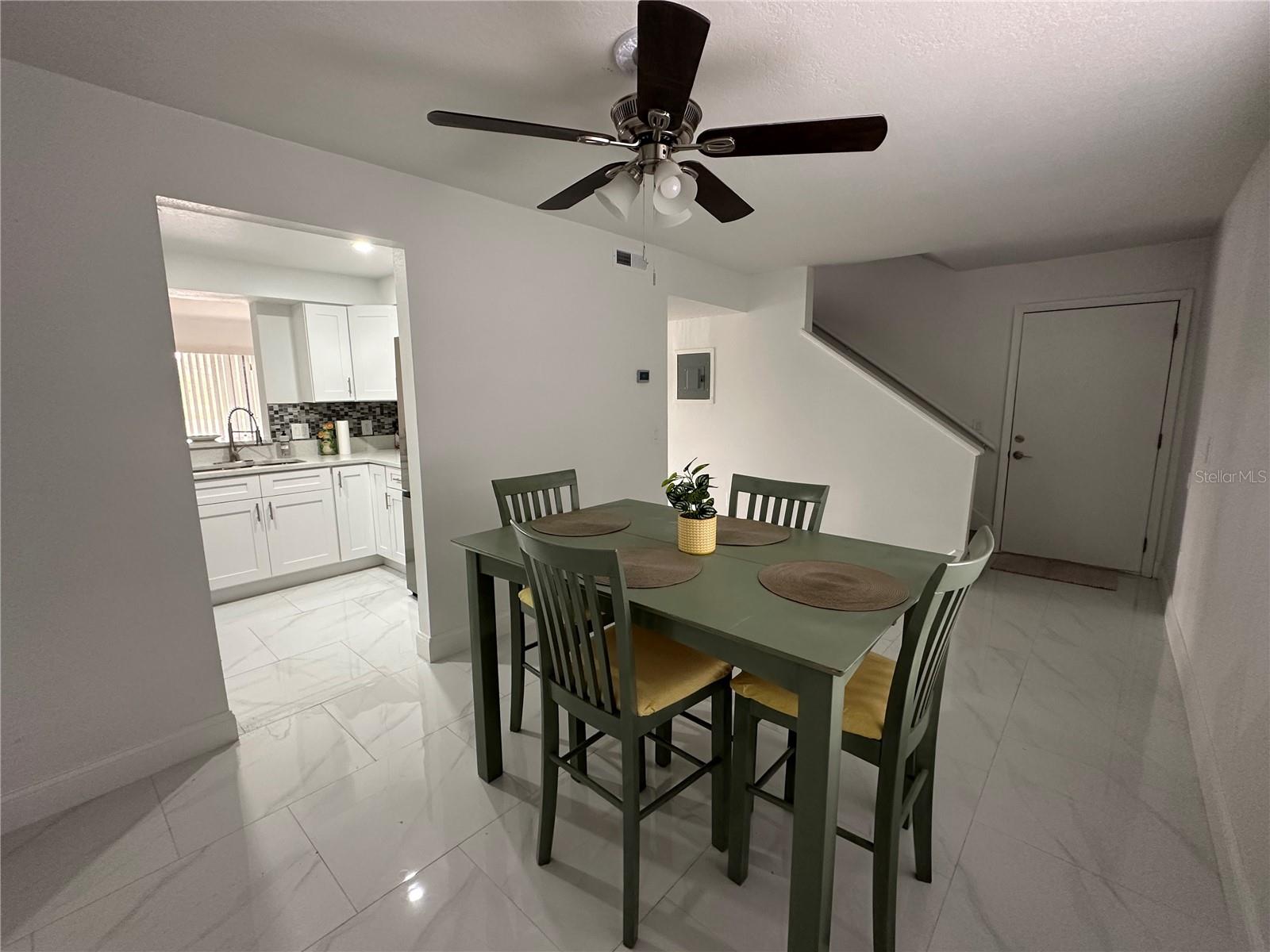 Image 7 of 18 For 4022 Cortez Drive A