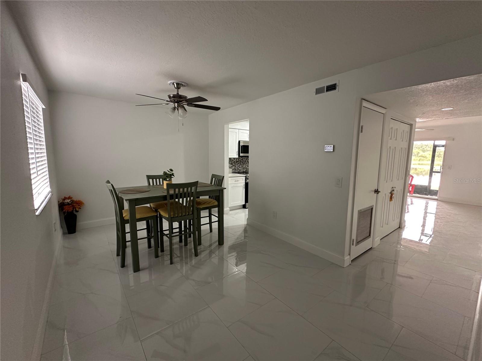 Image 8 of 18 For 4022 Cortez Drive A