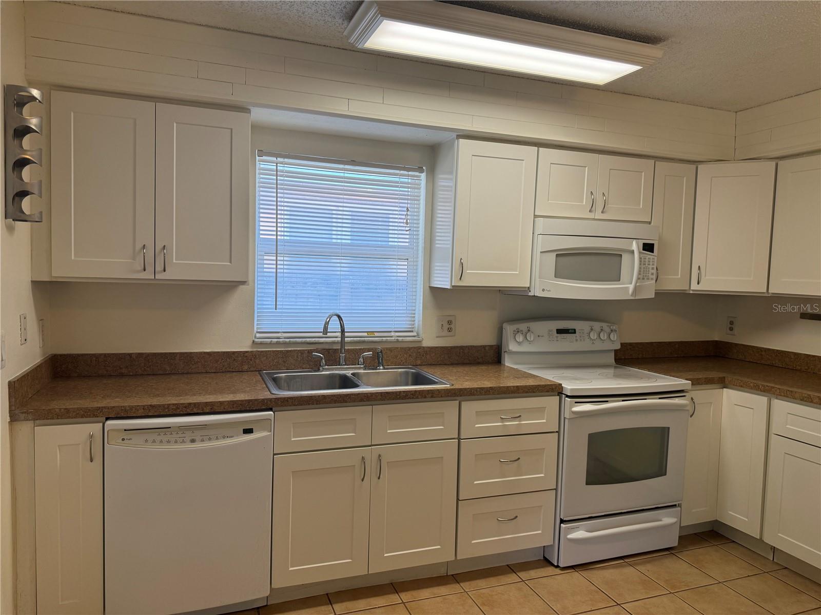 Image 4 of 16 For 15490 59th Street N