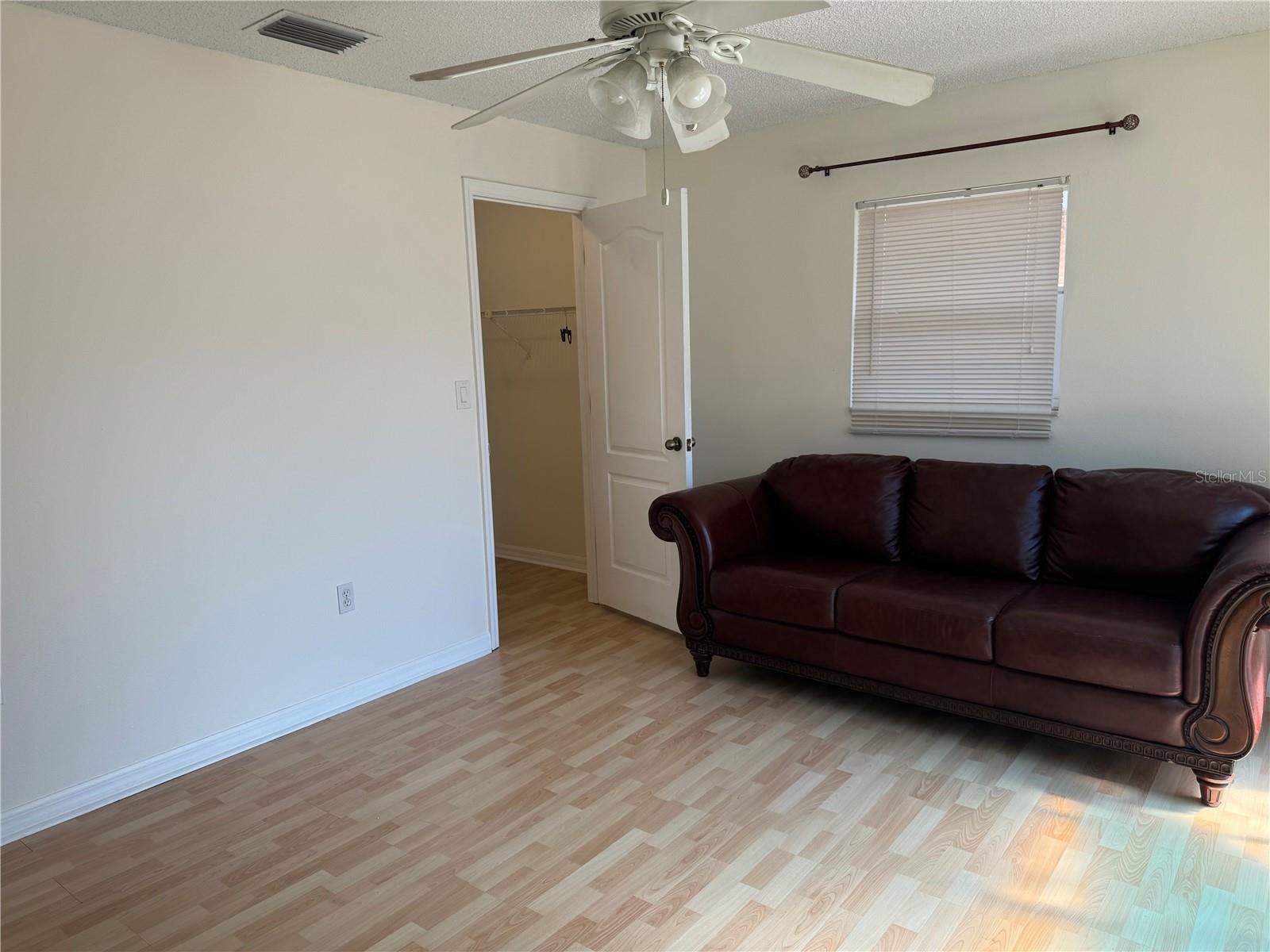 Image 9 of 16 For 15490 59th Street N