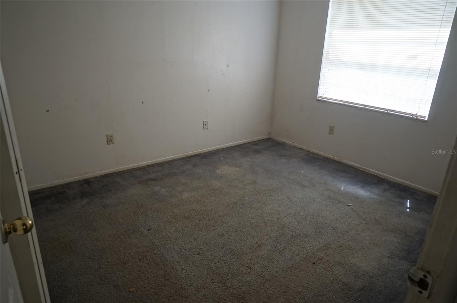 Image 3 of 8 For 1040 Bridlewood Way