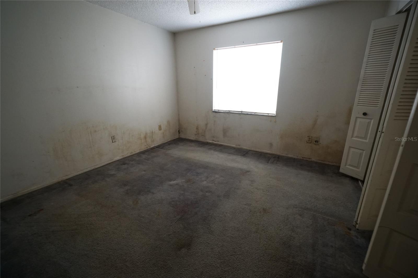 Image 4 of 8 For 1040 Bridlewood Way